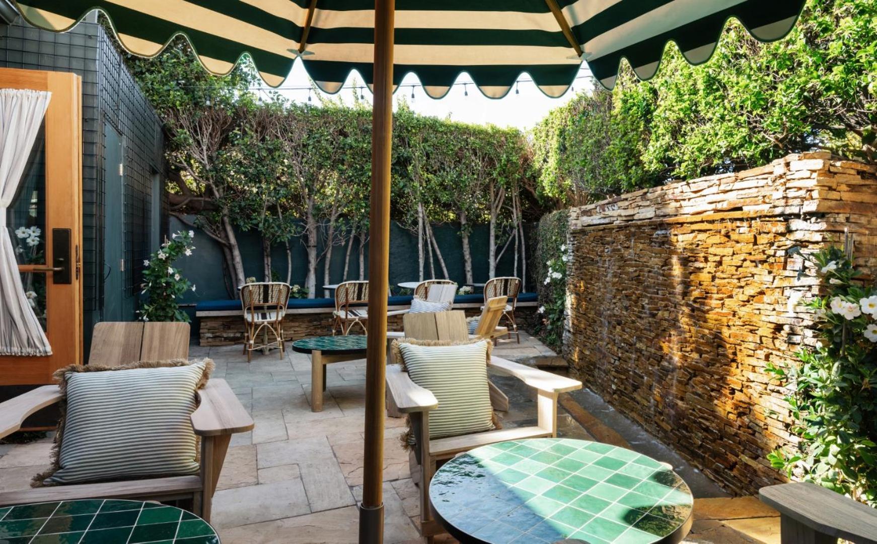 Hotel Le Petit Pali Brentwood à Los Angeles Extérieur photo